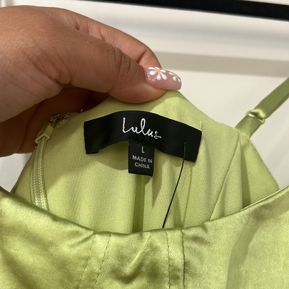 NWT Sexy Lime Green Satin Mini - Picture 6 of 8